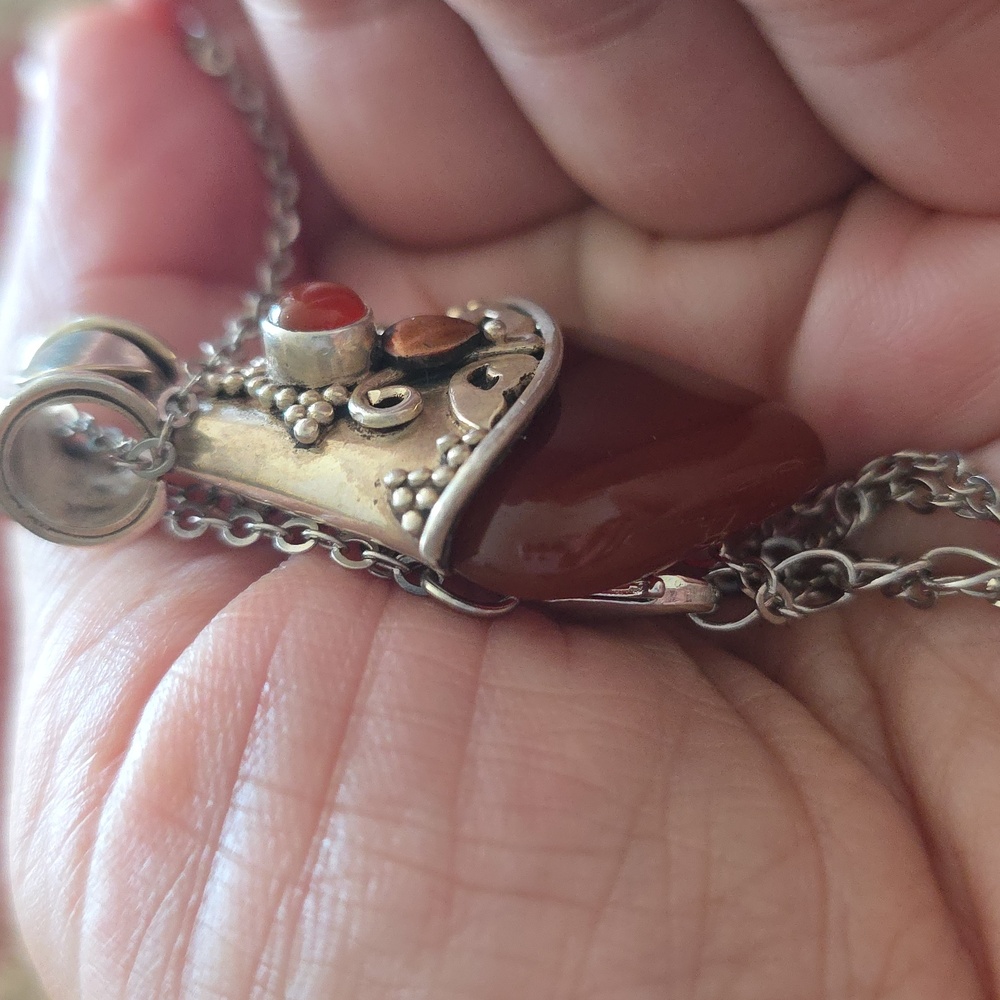 New Sterling Genuine Red Agate Inlaid Ornate Lg Gemstone Pendant Necklace